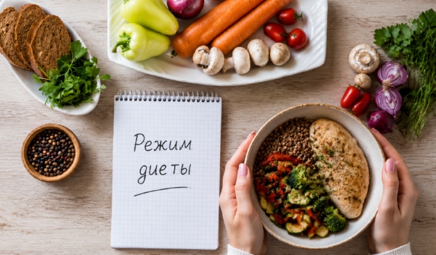 контейнеры с перекусами, удобная диета на работе и дома